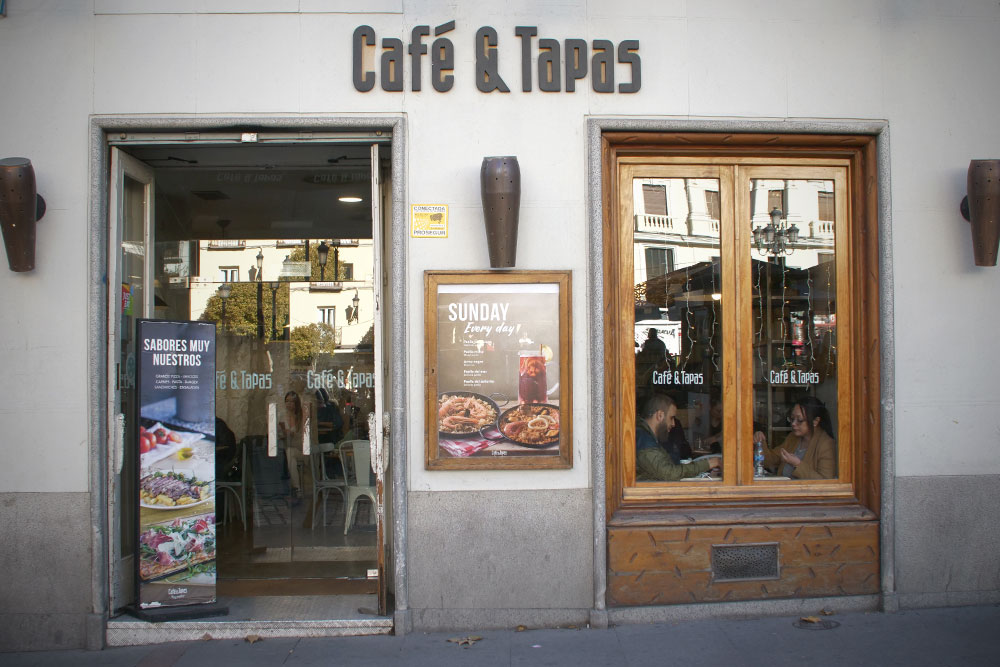 Café y Tapas