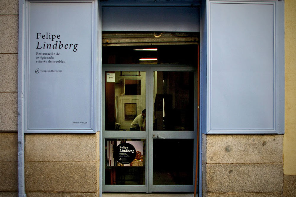 Felipe Lindberg, Restauración y Diseño de Muebles
